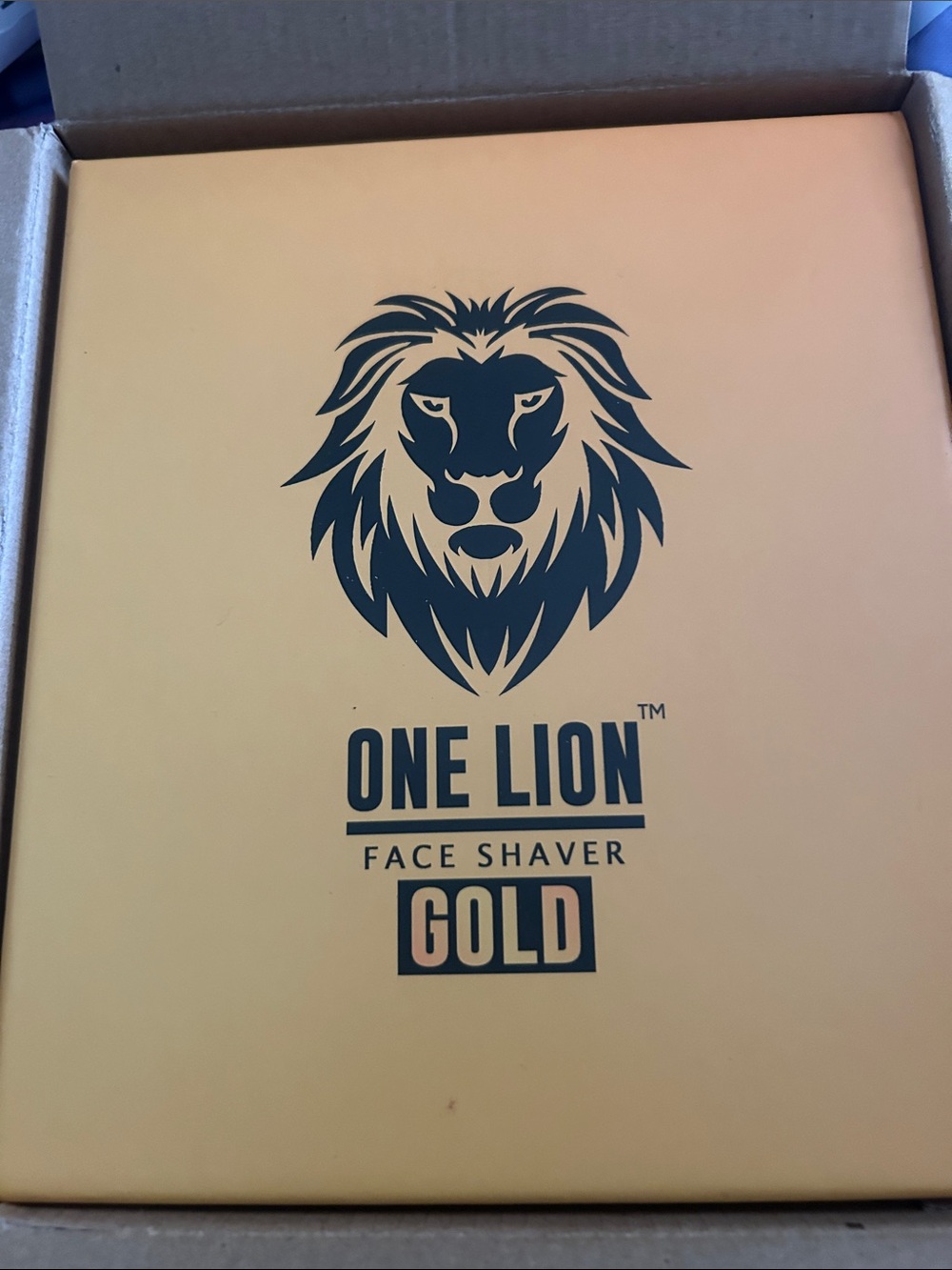One Lion Gold Face Shaver — Gold Rechargeable Men's Trimmer